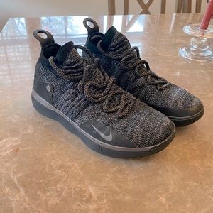 Nike KD 11 Black Twilight Pulse